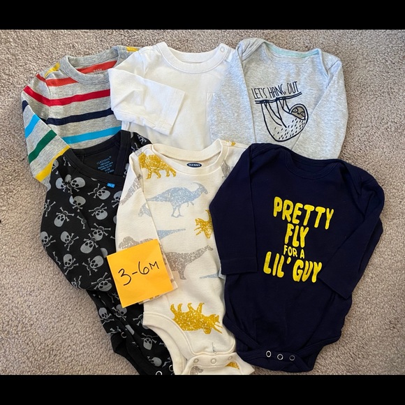 Baby Long Sleeve Onesies Lot - Picture 1 of 1